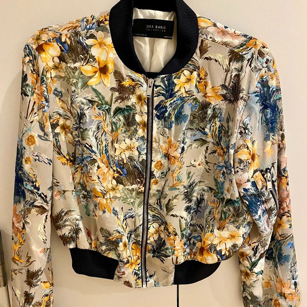 Zara Basics Collection Yellow and BlueTropical Flora Print Cropped Bomber Jacket